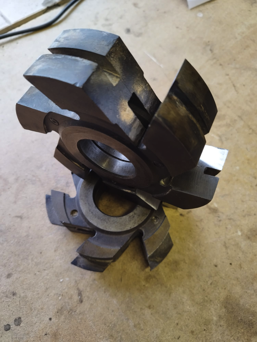 Stacks Image 1515